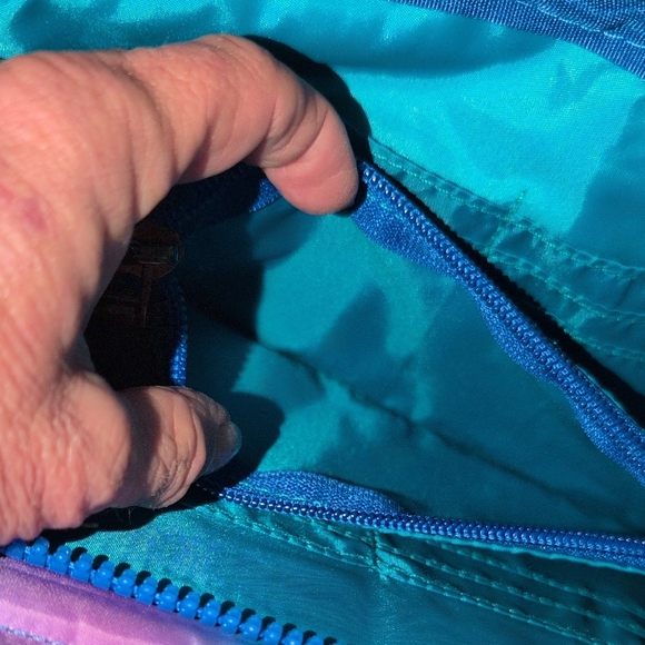 THINK ROYLN Multicolor Quilted Crossbody Bag - Picture 15 of 16